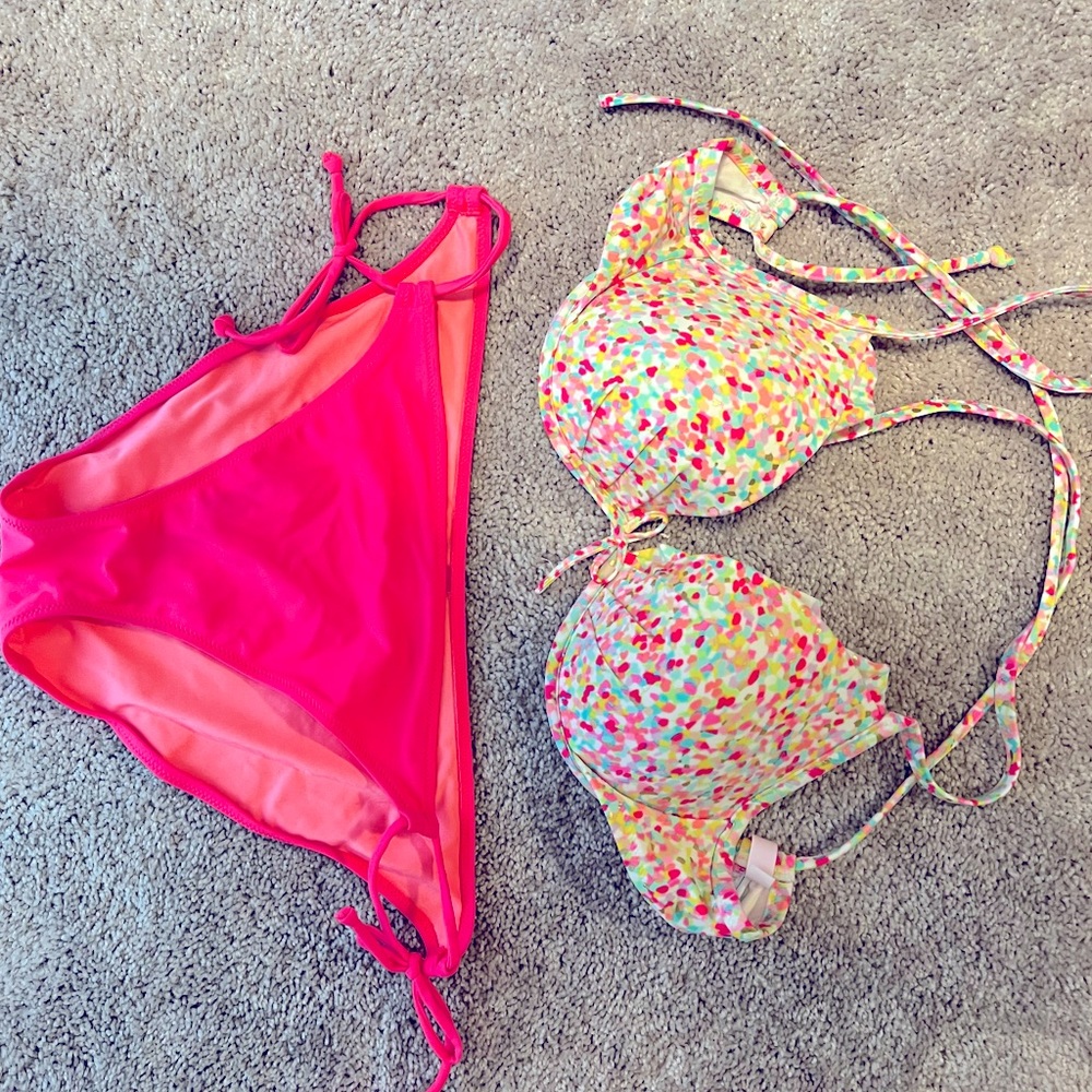 Victoria’s Secret Swim push up bikini confetti! This color makes you look SO tan